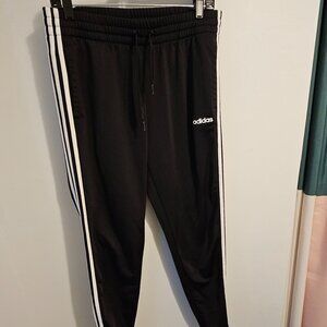 Adidas Essentials Womens Fleece Jogger Size L Tapered Cuff Pants